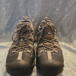 Keen Men's Black and Gray Athletic Shoes
